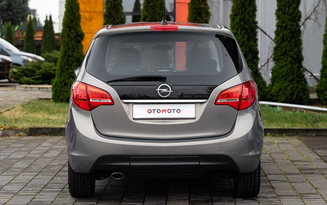 Opel Meriva cena 26700 przebieg: 159000, rok produkcji 2011 z Poznań małe 704